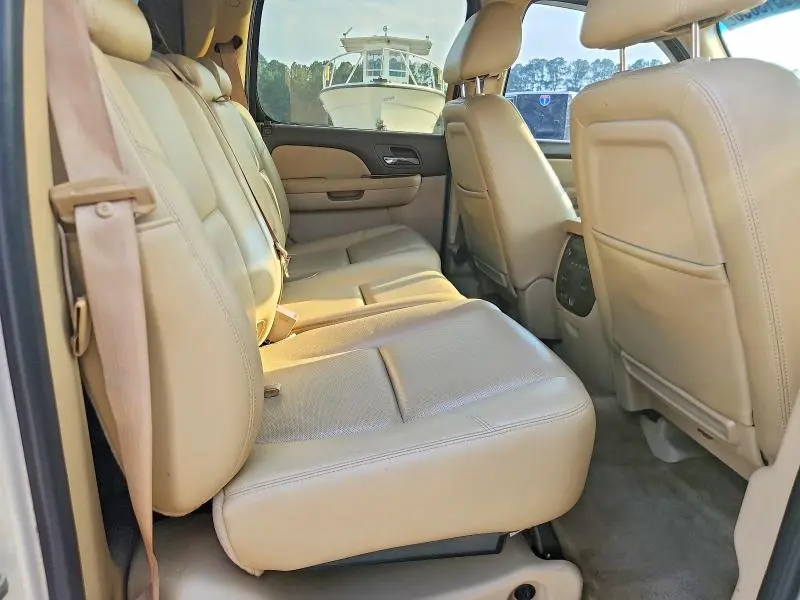 2011 CHEVROLET AVALANCHE LTZ  