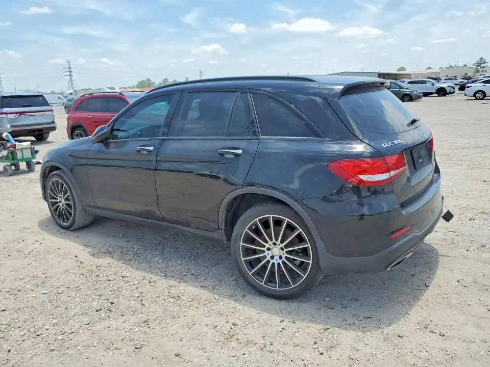 2016 MERCEDES-BENZ GLC 300  