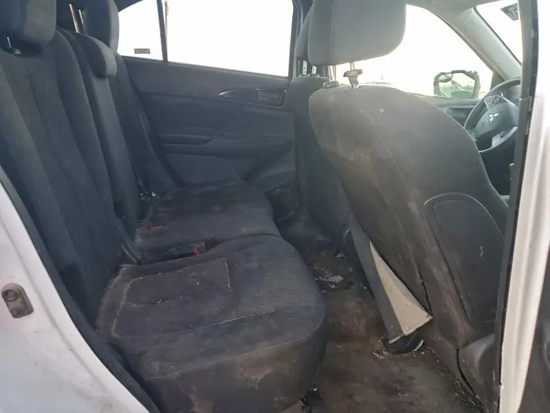 2019 MITSUBISHI ECLIPSE CROSS ES  