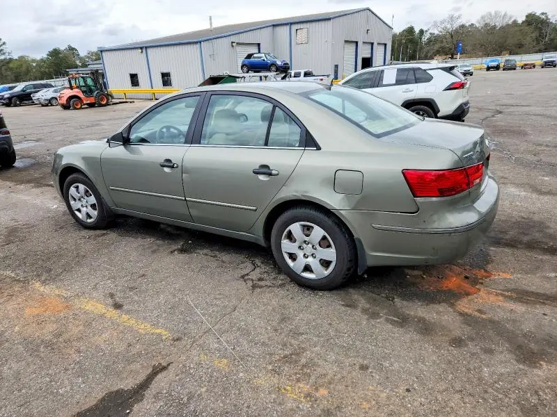 2010 HYUNDAI SONATA GLS  