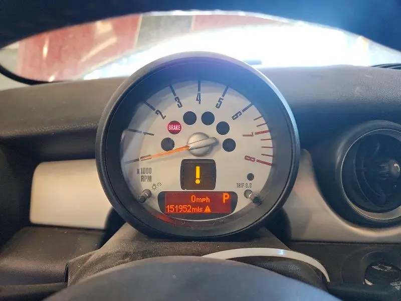 2013 MINI COOPER BASE  