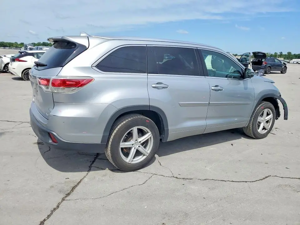 2014 TOYOTA HIGHLANDER XLE  