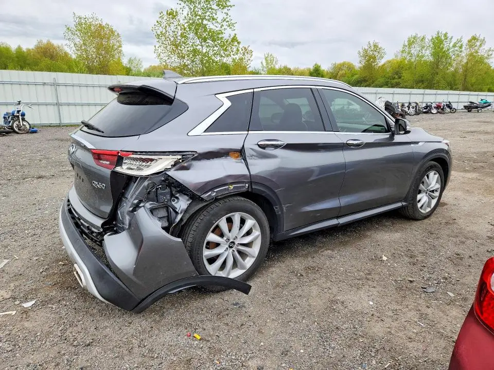 2019 INFINITI QX50 LUXE  