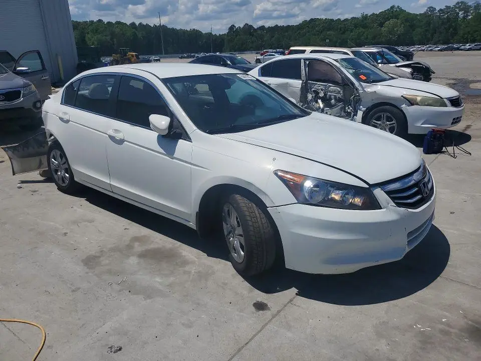 2011 HONDA ACCORD SE  