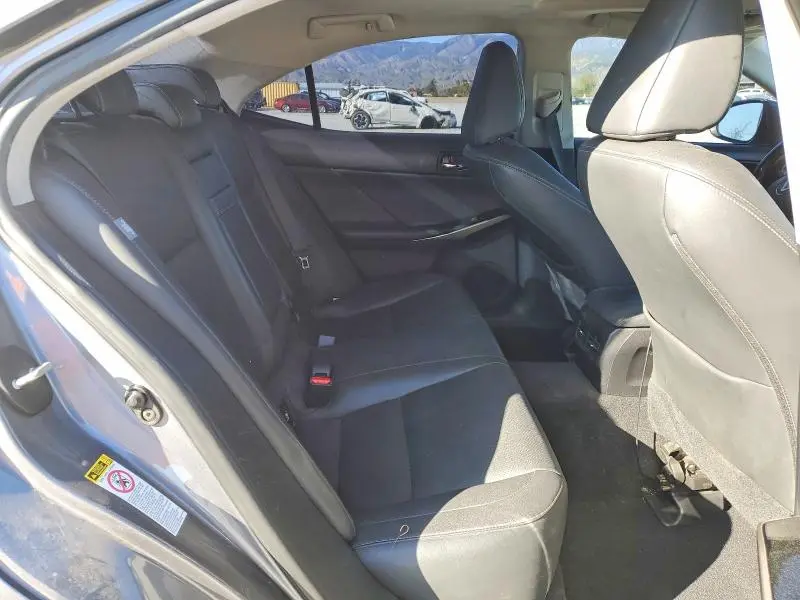 2016 LEXUS IS 200T BASE  