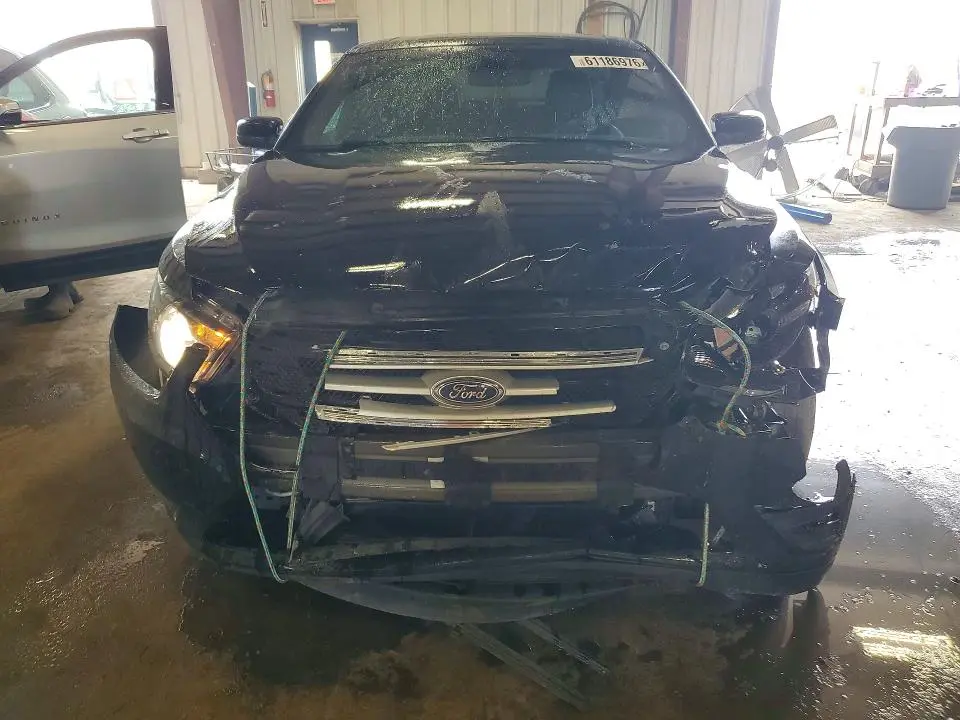 2017 FORD TAURUS SEL  