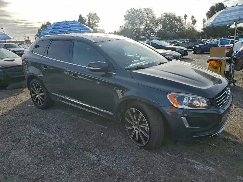 2015 VOLVO XC60 T5 PREMIER  