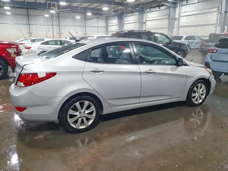 2012 HYUNDAI ACCENT GLS  