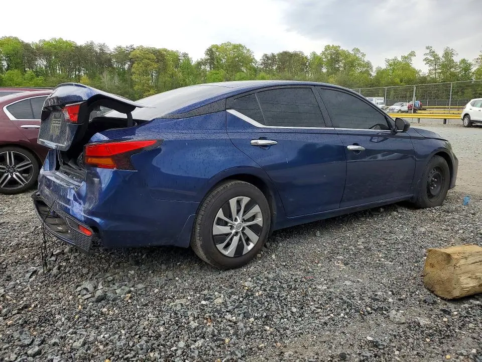 2024 NISSAN ALTIMA S  