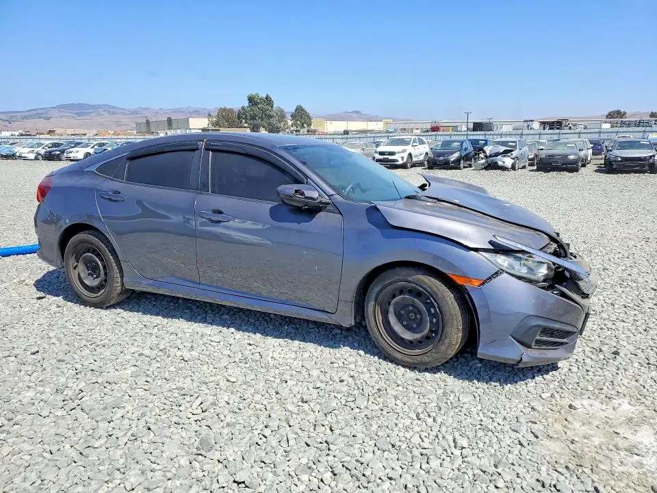 2018 HONDA CIVIC LX  