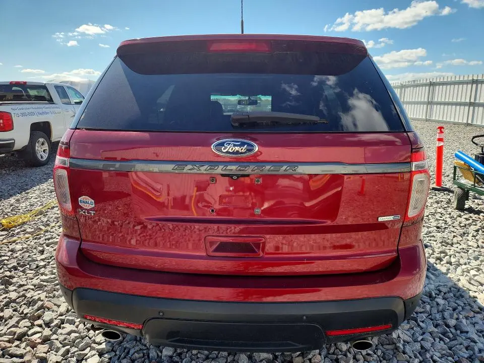 2015 FORD EXPLORER XLT  