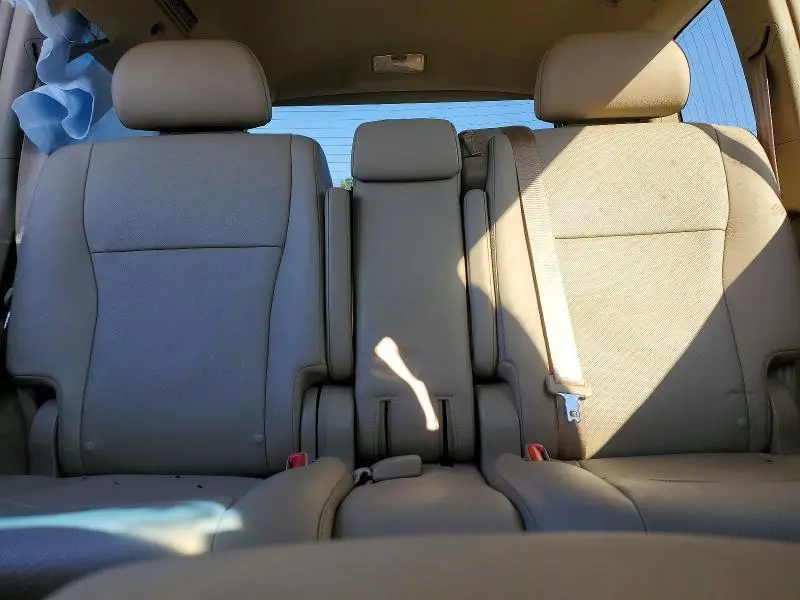 2013 TOYOTA HIGHLANDER LIMITED  