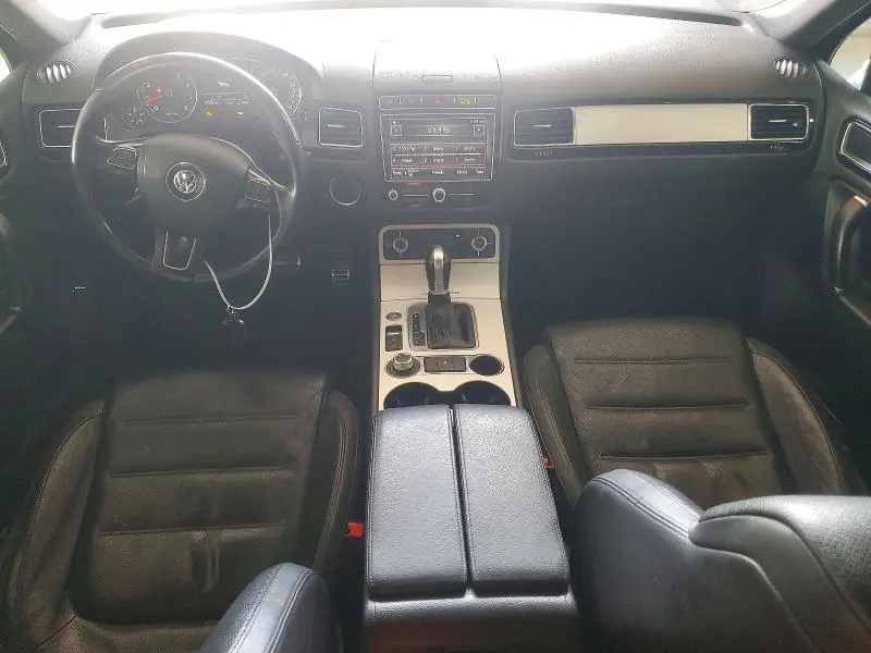 2017 VOLKSWAGEN TOUAREG WOLFSBURG  