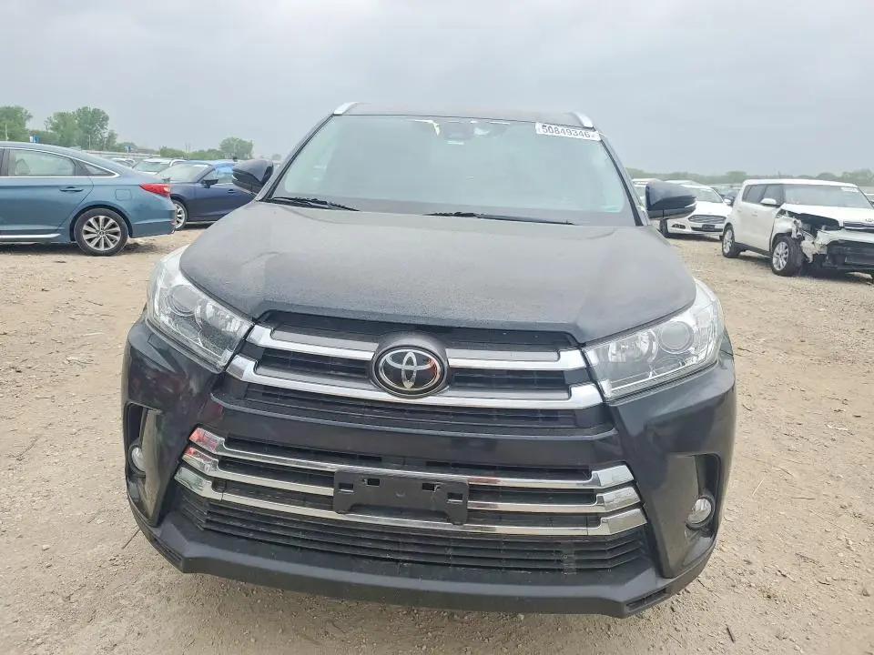 2017 TOYOTA HIGHLANDER LIMITED  