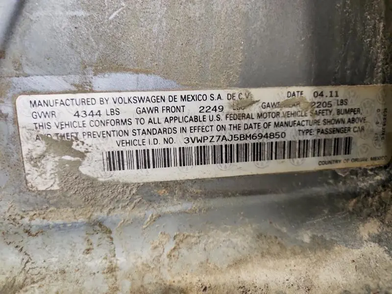 2011 VOLKSWAGEN JETTA S  