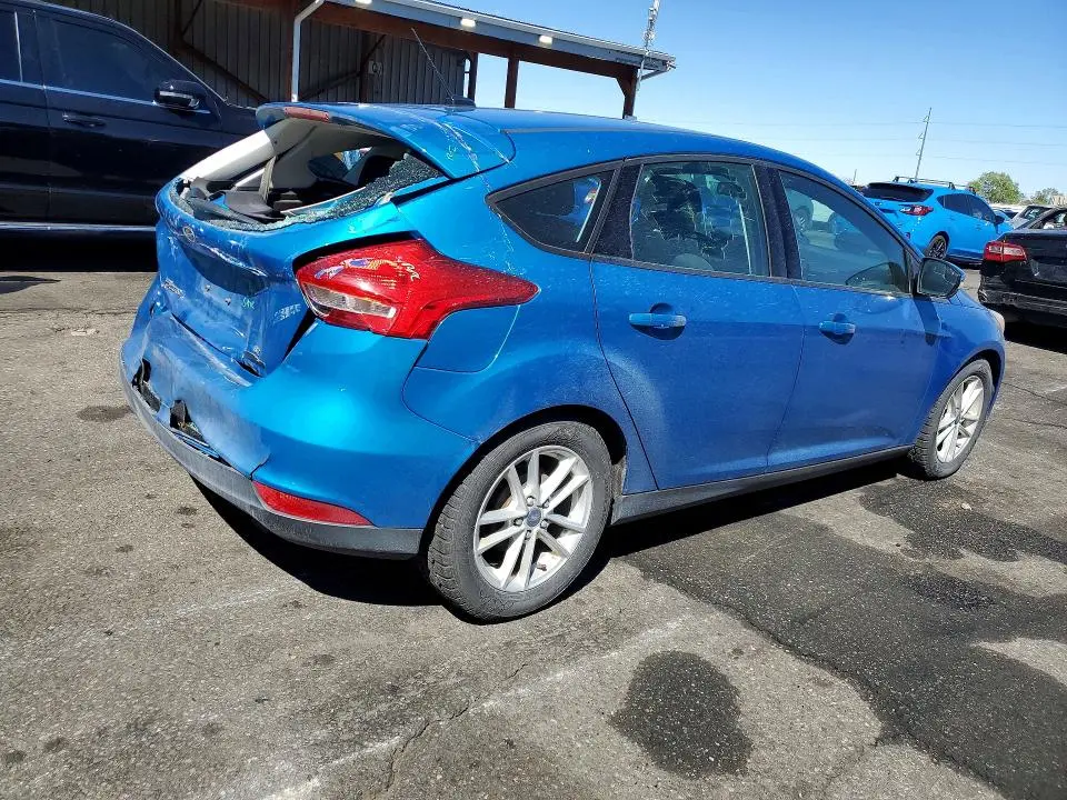 2016 FORD FOCUS SE  