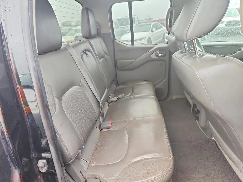 2012 NISSAN FRONTIER S  