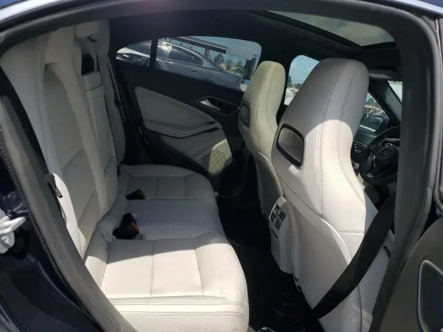 2018 MERCEDES-BENZ CLA 250  