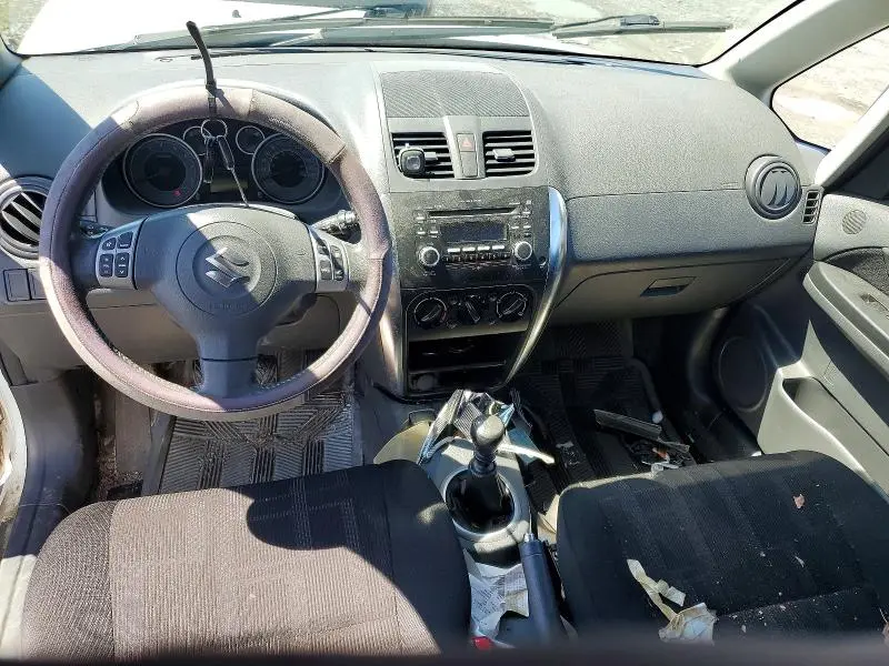 2010 SUZUKI SX4 JX  