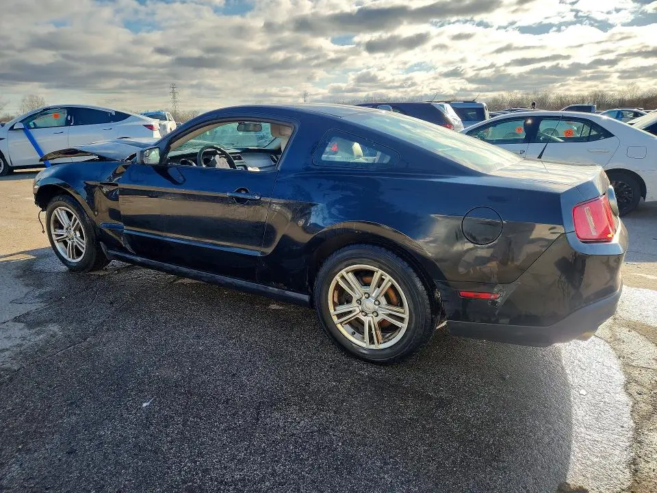 2011 FORD MUSTANG   