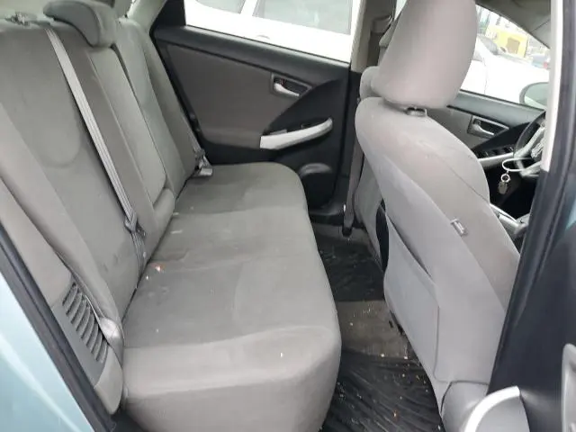 2013 TOYOTA PRIUS PLUG-IN   