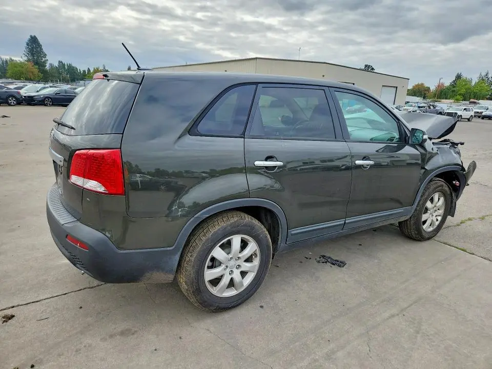 2012 KIA SORENTO LX  