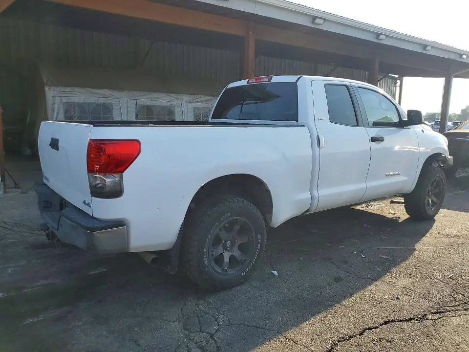 2013 TOYOTA TUNDRA DOUBLE CAB SR5  