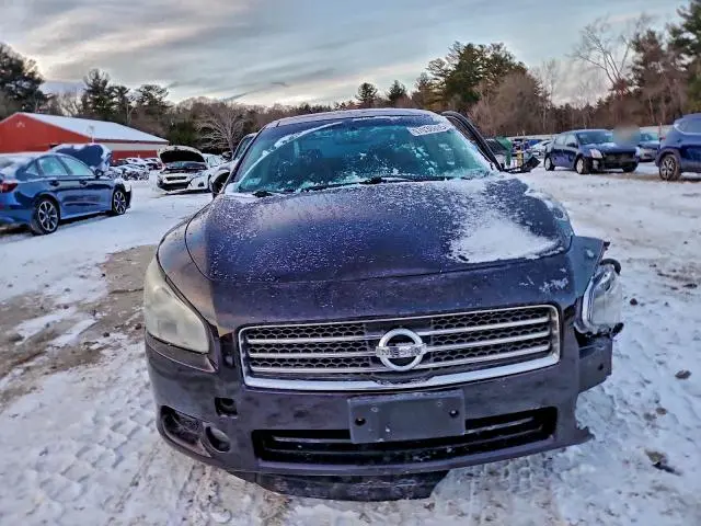 2010 NISSAN MAXIMA S  