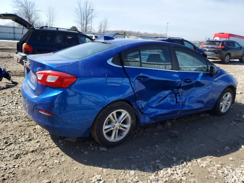 2017 CHEVROLET CRUZE LT  
