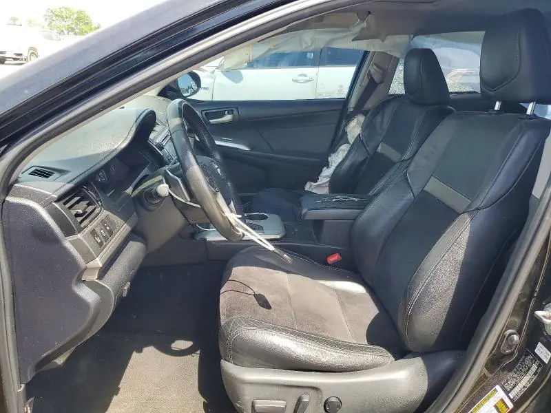 2013 TOYOTA CAMRY SE  