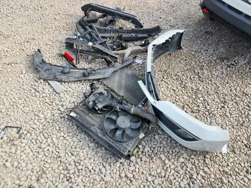 2018 VOLKSWAGEN JETTA SPORT  