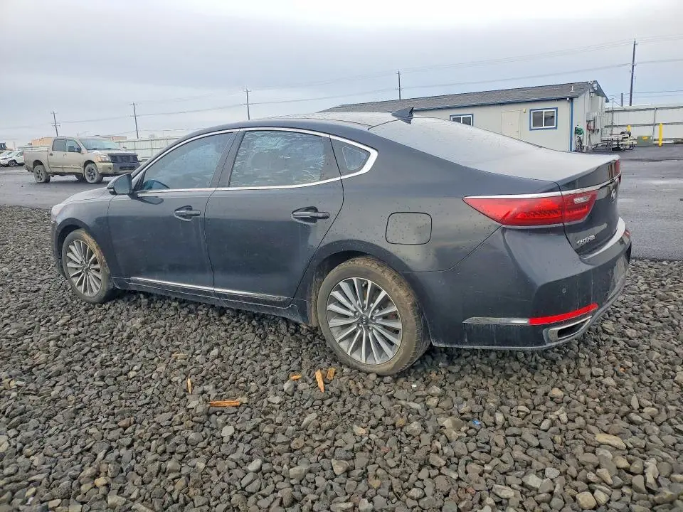 2017 KIA CADENZA PREMIUM  