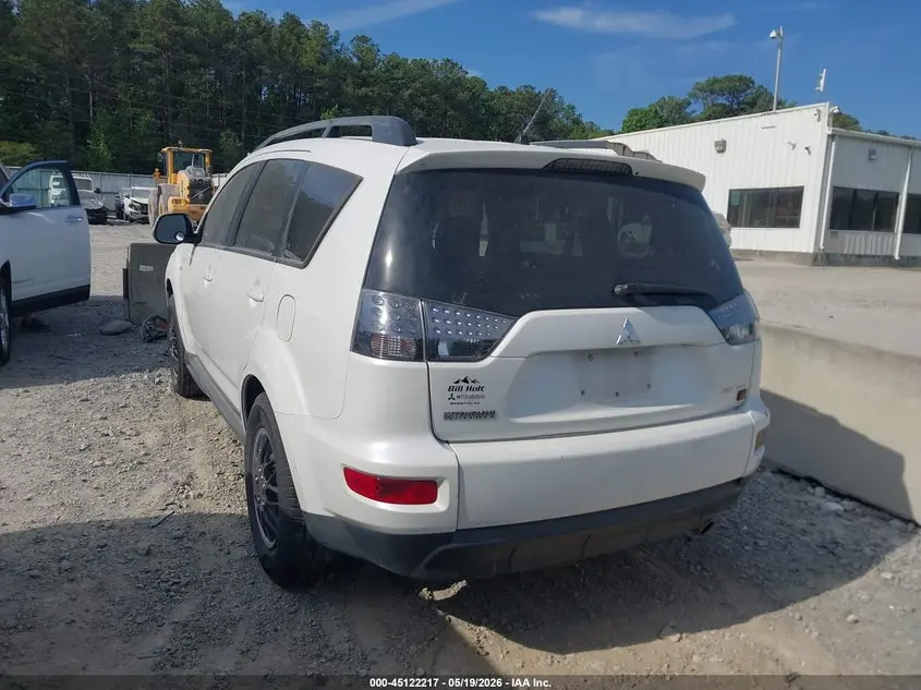 2012 MITSUBISHI OUTLANDER ES