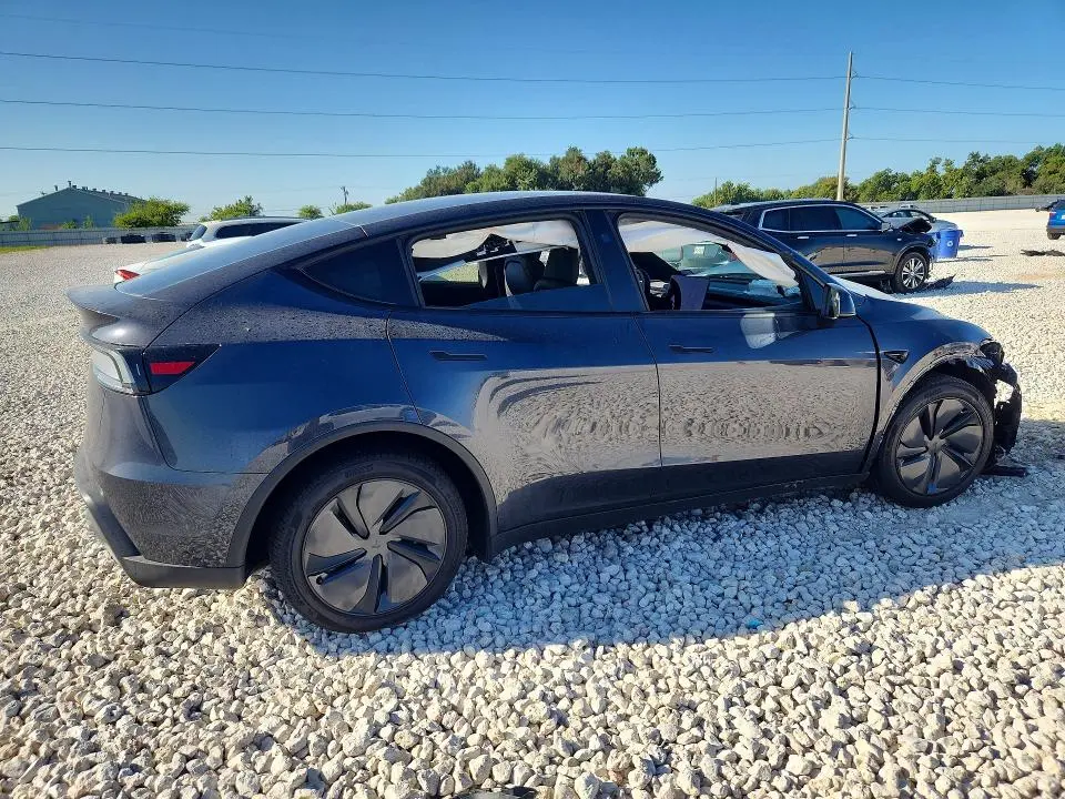 2026 TESLA MODEL Y   