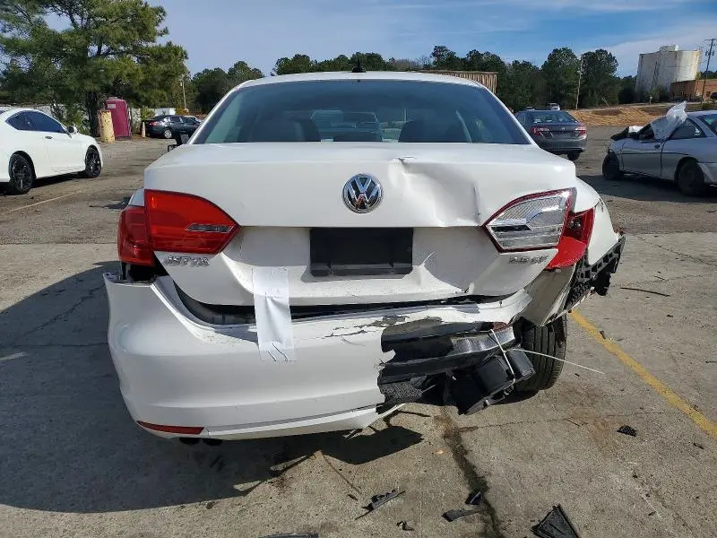 2012 VOLKSWAGEN JETTA SE  