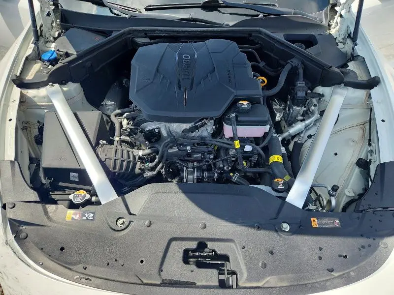 2022 KIA STINGER GT LINE  