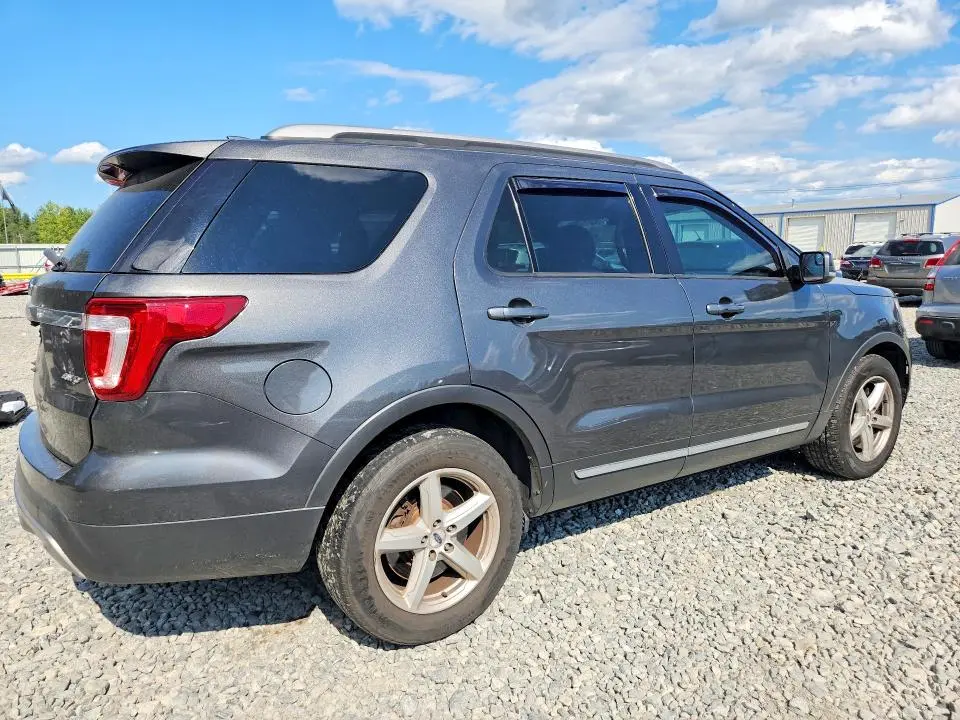 2016 FORD EXPLORER XLT  