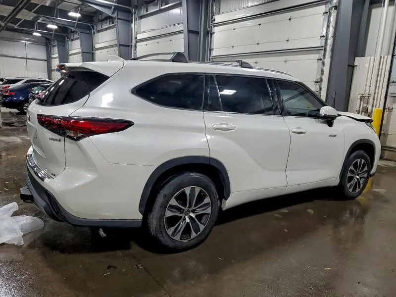 2020 TOYOTA HIGHLANDER HYBRID XLE  