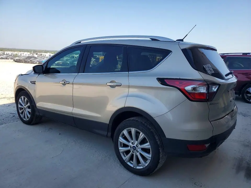 2017 FORD ESCAPE TITANIUM  