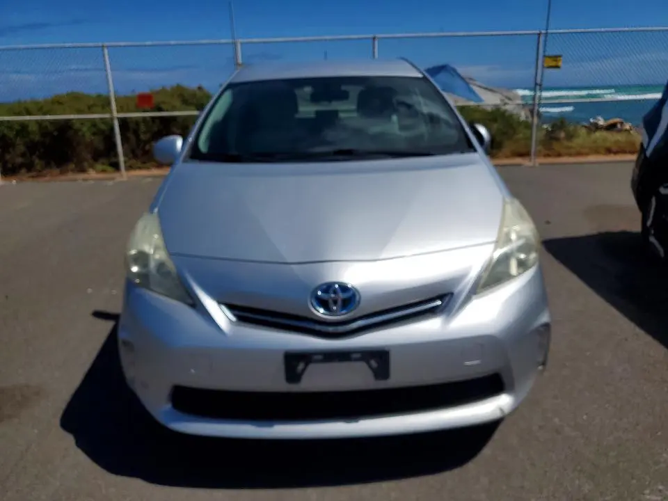 2013 TOYOTA PRIUS V THREE  