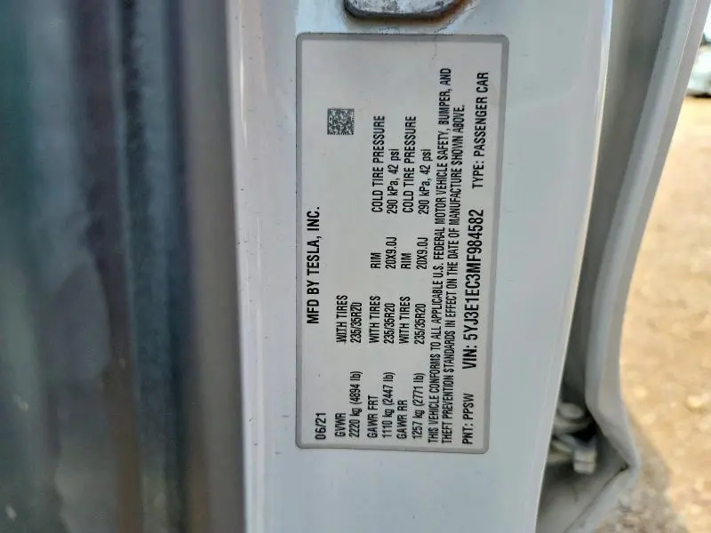 2021 TESLA MODEL 3   