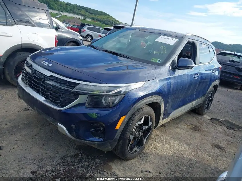 2025 KIA SELTOS EX