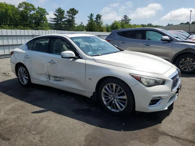 2018 INFINITI Q50 LUXE  