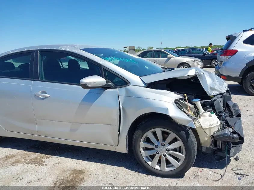 2014 KIA FORTE LX