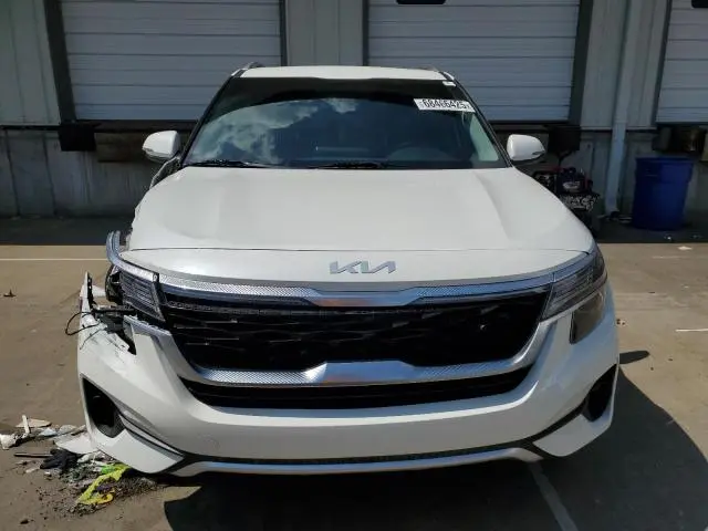 2023 KIA SELTOS EX  