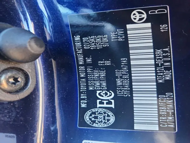 2020 TOYOTA COROLLA SE  