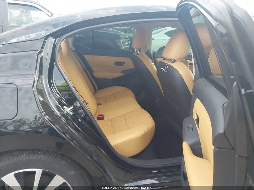 2024 NISSAN SENTRA SV XTRONIC CVT