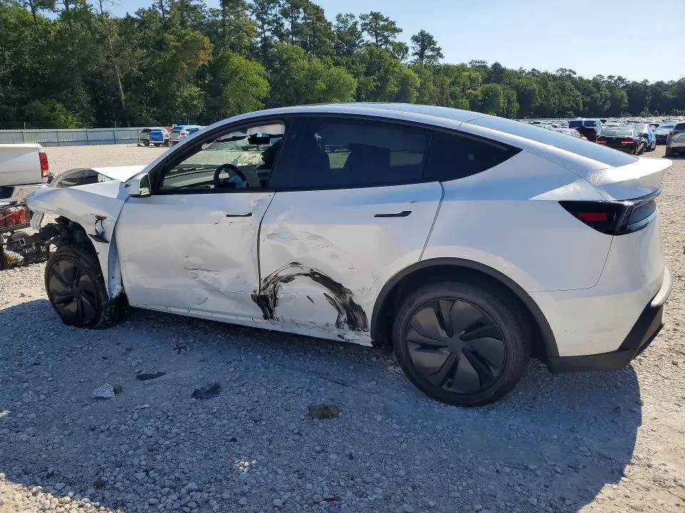 2026 TESLA MODEL Y   