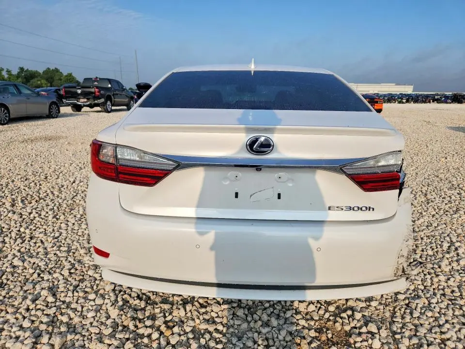 2016 LEXUS ES 300H  