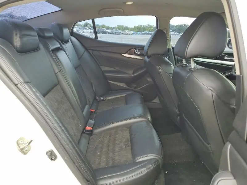 2017 NISSAN MAXIMA   